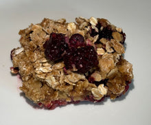 Load image into Gallery viewer, Berry Crumble Delight