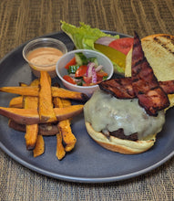 Load image into Gallery viewer, Smokehouse Burger