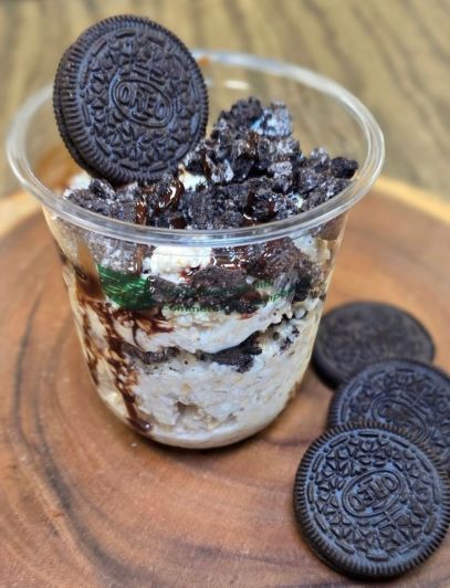 Oreo Protein Overnight Oats